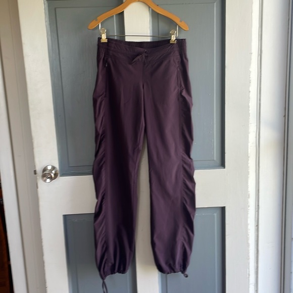 Athleta active stretchy plum joggers - Picture 1 of 8